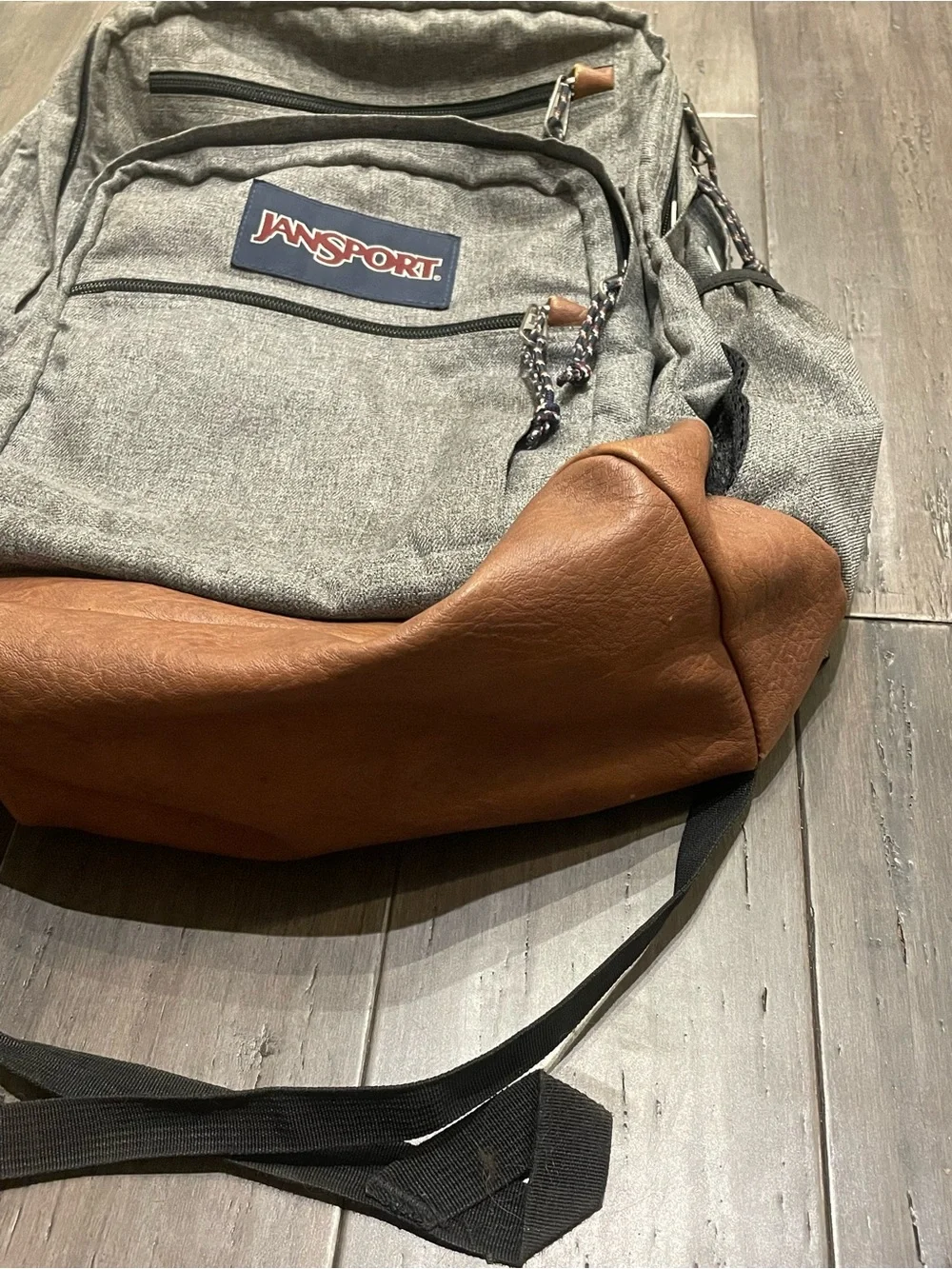 JanSport Gray Backpack Faux Leather Bottom Laptop School Travel Book Bag EUC